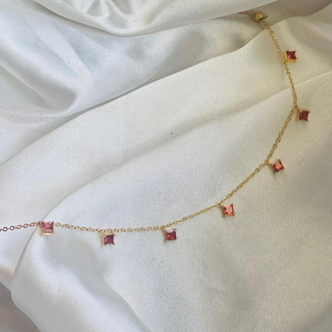 Ruby Love Necklace- قلادة روبي لوف